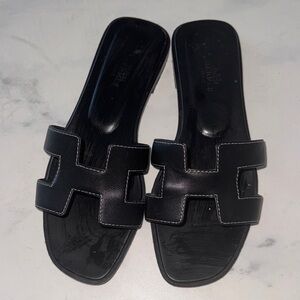 Hermes Oran black